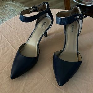 Navy Blue Style & Co. Size 9.5 with zipper up back